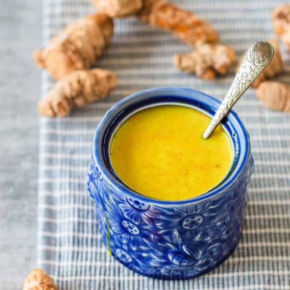 Turmeric milk cures women's diseases