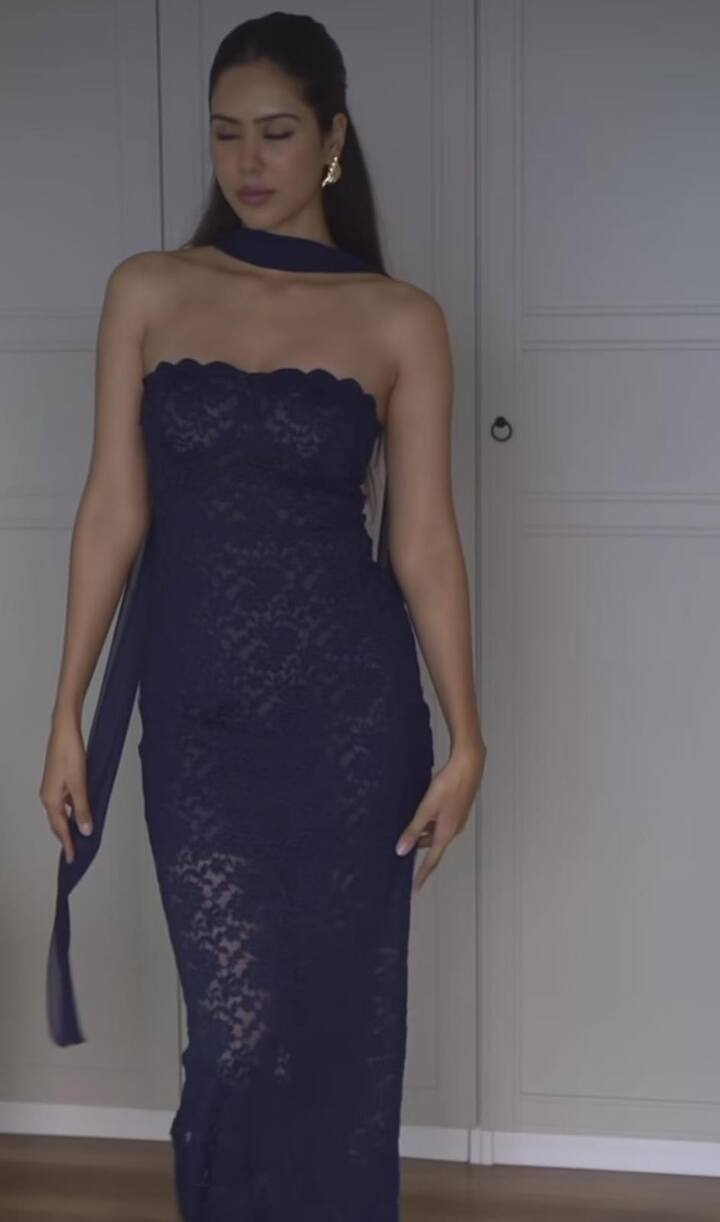 ਉਸ ਨੇ ਆਪਣੀ ਬਿਲਕੁਲ ਲੇਟੈਸਟ ਵੀਡੀਓ ਸੋਸ਼ਲ ਮੀਡੀਆ 'ਤੇ ਸ਼ੇਅਰ ਕੀਤੀ ਹੈ। ਇਸ ਵੀਡੀਓ 'ਚ ਉਹ ਬਲੂ ਯਾਨਿ ਨੀਲੇ ਰੰਗ ਦੀ ਬੇਹੱਦ ਖੂਬਸੂਰਤ ਡਰੈੱਸ 'ਚ ਨਜ਼ਰ ਆ ਰਹੀ ਹੈ।