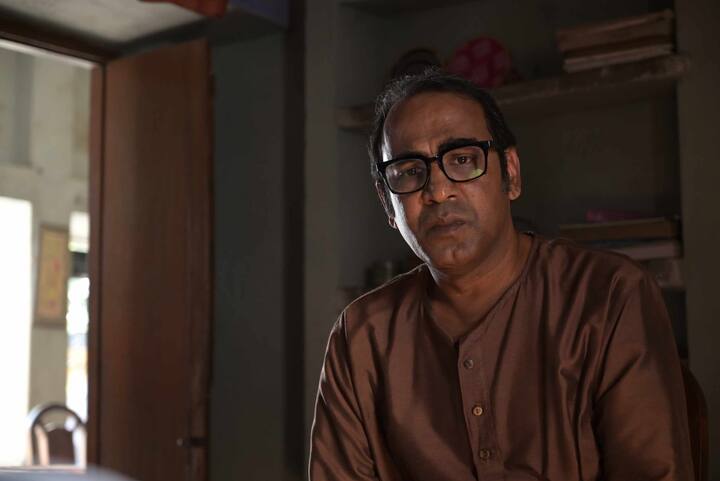 থাকছেন, লোকনাথ দে (Loknath Dey), দেবপ্রসাদ হালদার (Deboprasad Halder), শুভঙ্কর মোহান্ত (Subhankar Mohanta), দীপক হালদার (Deepak Halder), অপূর্ব বার (Apurba Bar) এবং উমা বন্দ্যোপাধ্যায় (Uma Banerjee)। এছাড়াও থাকছেন, আজিমগঞ্জ থিয়েটারের কর্মীরা।