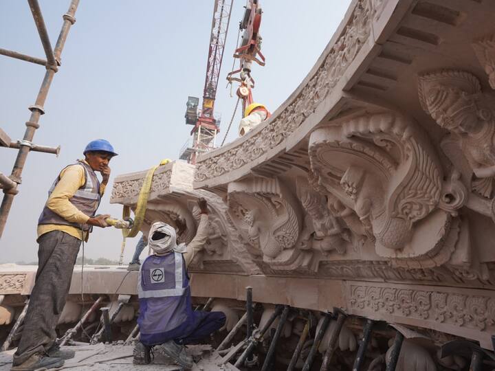 This temple is being built by the Sompura family of temple architects, led by patriarch Chandrakant Sompura. The Babri Masjid once stood at the site more than 30 years ago. (Image Source: X/@ShriRamTeerth)