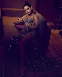 Ashika Ranganath Photos : 'నా సామిరంగ' అందమైన ఆషిక !