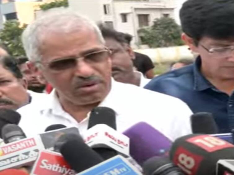 Tamil Nadu Chief Secretary Sivdas Meena pallikkaranai today press meet CycloneMichaung: ’நம்மிடம் இருக்கும் பெரிய சவால்  என்ன தெரியுமா?’ பள்ளிக்கரணையில் ஆய்வு மேற்கொண்ட தலைமைச் செயலாளர் சிவ்தாஸ் மீனா சொன்னது என்ன?