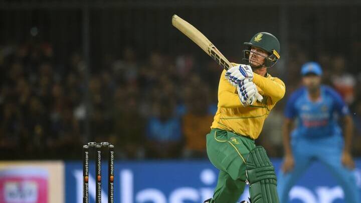 নয় ইনিংসে চারটি অর্ধশতরানসহ দক্ষিণ আফ্রিকার প্রাক্তন কিপার-ব্যাটার মোট ৩১২ রান করেছেন।