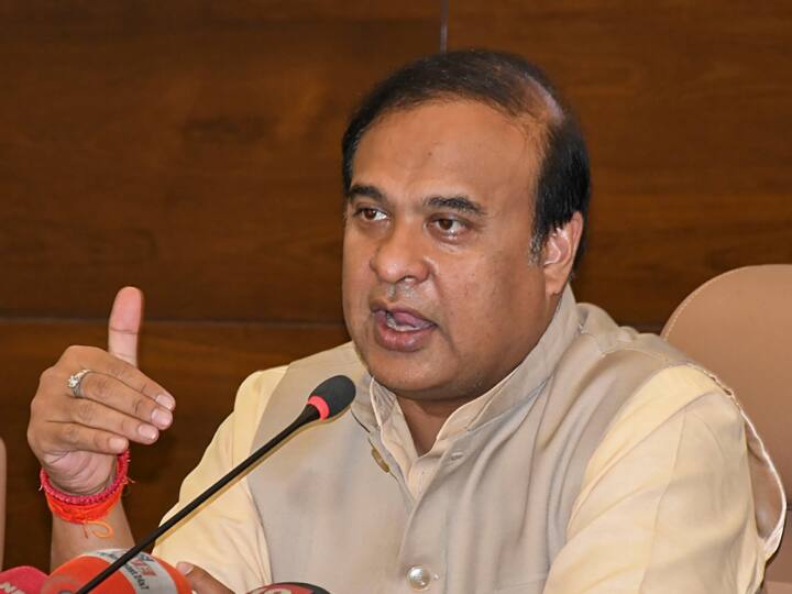 Assam Himanta Biswa Sarma Cabinet Decided To Conduct Socio Economic Assessment of Indigenous Muslims असमिया मुसलमानों का सामाजिक-आर्थिक मूल्यांकन करेगी असम सरकार, CM हिमंत सरमा की कैबिनेट ने दी मंजूरी