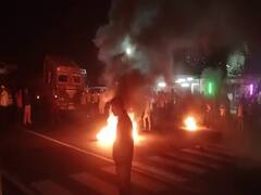 जालन्यात धनगर समाज पुन्हा आक्रमक, धुळे-सोलापूर महामार्ग अडवून टायर पेटवले