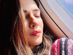 Kriti Sanon Photos : సోషల్ మీడియాలో సన్​కిస్డ్ ఫోటోలు.. కృతిసనన్ లేటెస్ట్ పోస్ట్