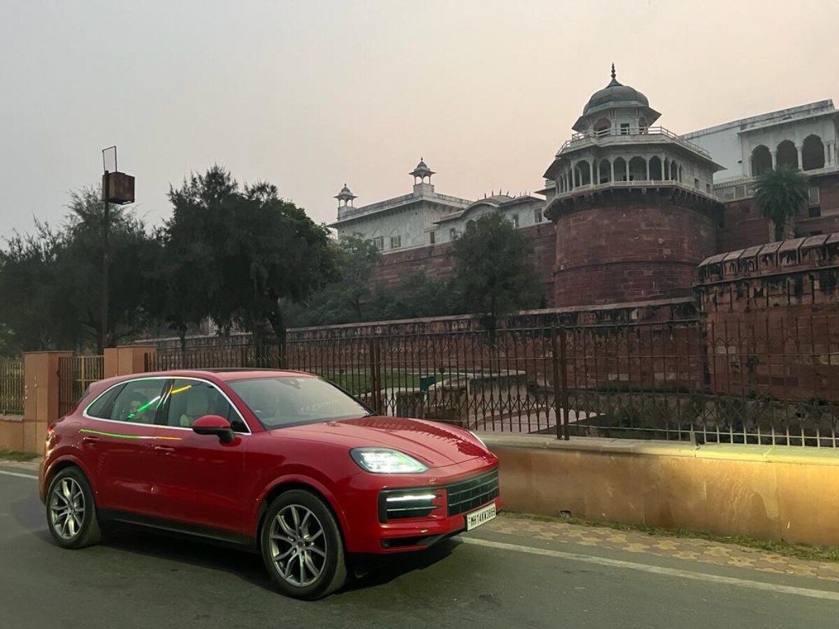 Delhi To Agra Road Trip In The New Porsche Cayenne
