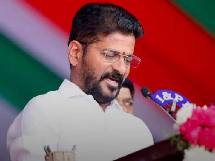 अगर सीएम की पत्नी ने ये प्लान ली हैं तो क्या ये वाकई एलआईसी की बेस्ट प्लान है? तो आज हम इस प्लान के बारे में जानेंगे कि अगर यह सबसे बेस्ट है तो क्या लेने लायक है?