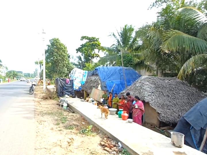 சாதிகள் இல்லையடி பாப்பா என கற்பிக்கும் பள்ளியில் கல்வி தொடர சாதி சான்றிதழ் வேண்டும் - இருளர் இன மக்கள்