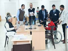 बैटरी चालित ट्राई साइकिल के लिए दिव्यांग पहुंचा सीएम नीतीश के जनता दरबार, मुख्यमंत्री ने लिया एक्शन