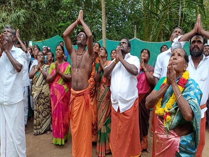 Thiruvarur: உயிரிழந்த மகளுக்கு கோயில் கட்டி குடமுழுக்கு நடத்திய தந்தை - ஊர் கூடி வழிபட்ட நெகிழ்ச்சி சம்பவம்