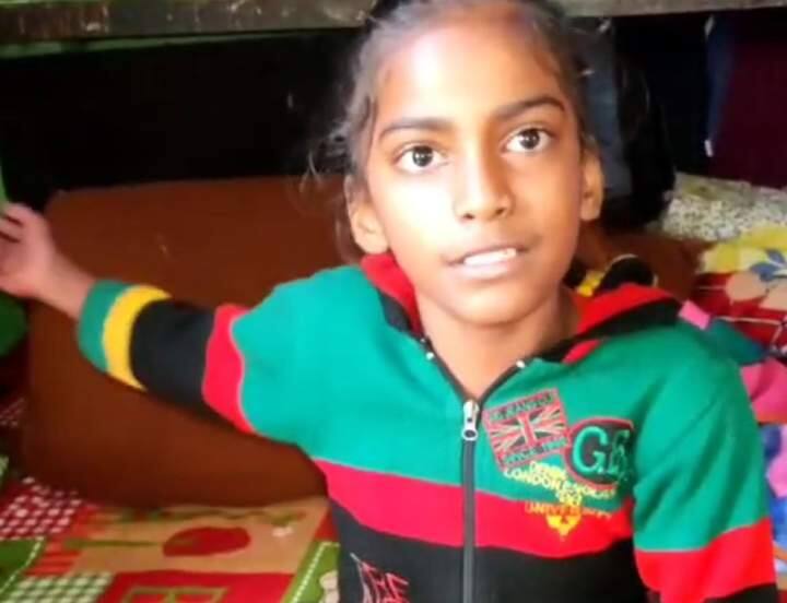 बीते दिनों रिहायशी सैनिक फार्म इलाके में तेंदुए के देखे जाने से तकरीबन सप्ताह भर लोग डर के साये में रहे और घरों से निकल भी नहीं पा रहे थे. उस तेंदुए को पकड़ने के लिए वन विभाग और दिल्ली पुलिस समेत तमाम तरह की एजेंसियां 5-6 दिनों तक लगी रही. हालांकि तेंदुए के कारण किसी के भी जान-माल का नुकसान नहीं हुआ था.