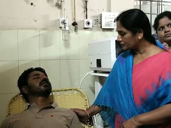 Paratila Sunita Supports Govt Teacher | ప్రభుత్వ టీచర్ ను పరామర్శించిన పరిటాల సునీత | ABP Desam