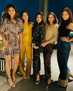 Raveena Tandon, Shilpa Shetty And Sonali Bendre Enjoy A Fun-Filled Reunion, See PICS