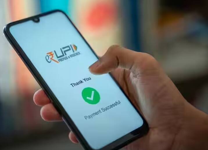 सर्वप्रथम तुम्हाला तुमची तक्रार 18001201740 वर नोंदवावी लागेल.