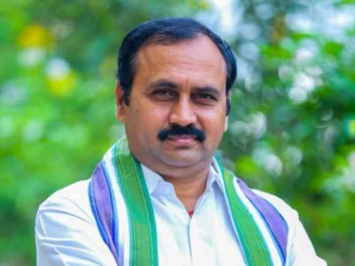 YSR Congress MLA AR Reddy who filed cases against Chandrababu Naidu resigns वाईएसआर कांग्रेस विधायक एआर रेड्डी ने दिया इस्तीफा, चंद्रबाबू नायडू के खिलाफ दर्ज करवाया था केस