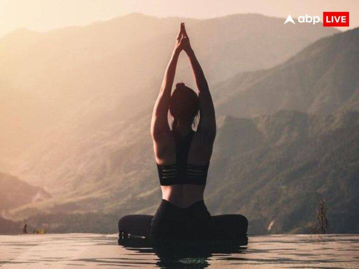 साल 2024 में आपको अपनी हेल्थ का ख्याल रखने की बहुत ज्यादा जरुरत है. इस साल आपकी तबयीत बिगड़ सकती है. किसी पुरानी बिमारी की चपेट में आ सकते हैं. इस साल वजन घटाएं और हेल्दी रहें.