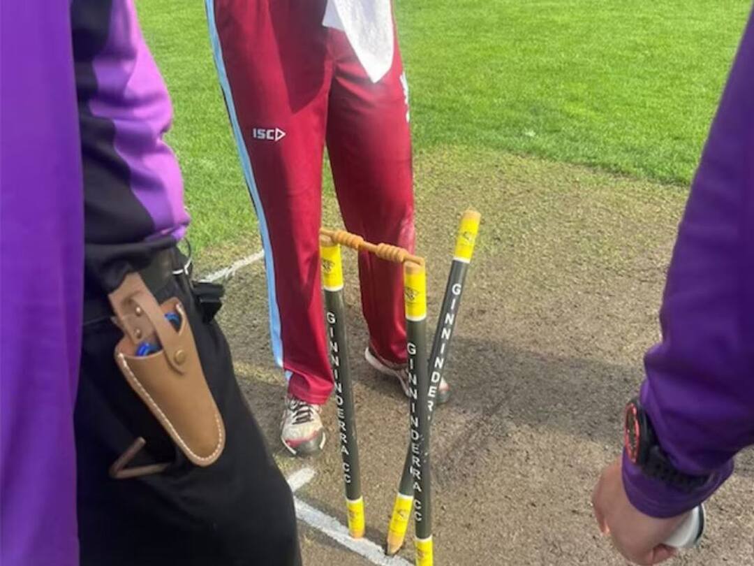 Picture Of ‘Once In A Lifetime’ Not Out Dismissal Goes Viral