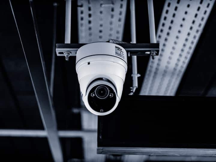COP 28 meeting cameras installed of company accused of spying china connection COP 28 बैठक में लगे कैमरों से बढ़ी कई देशों की चिंता, चीन की ओर सबकी निगाह, अमेरिका पहले भी कर चुका है आगाह