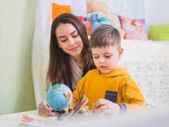 स्कूल ने फीस में जोड़े इस चीज के पैसे... सोशल मीडिया पर लोगों ने लगा दी क्लास