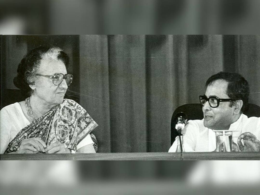 Pranab Mukherjee Daughter Trust Deficit With Rajiv Gandhi Indira Gandhi Golden Period Sharmishtha Mukherjee Pranab Mukherjee's Daughter On Father's 'Trust Deficit' With Rajiv Gandhi And Indira Gandhi's 'Golden Period'