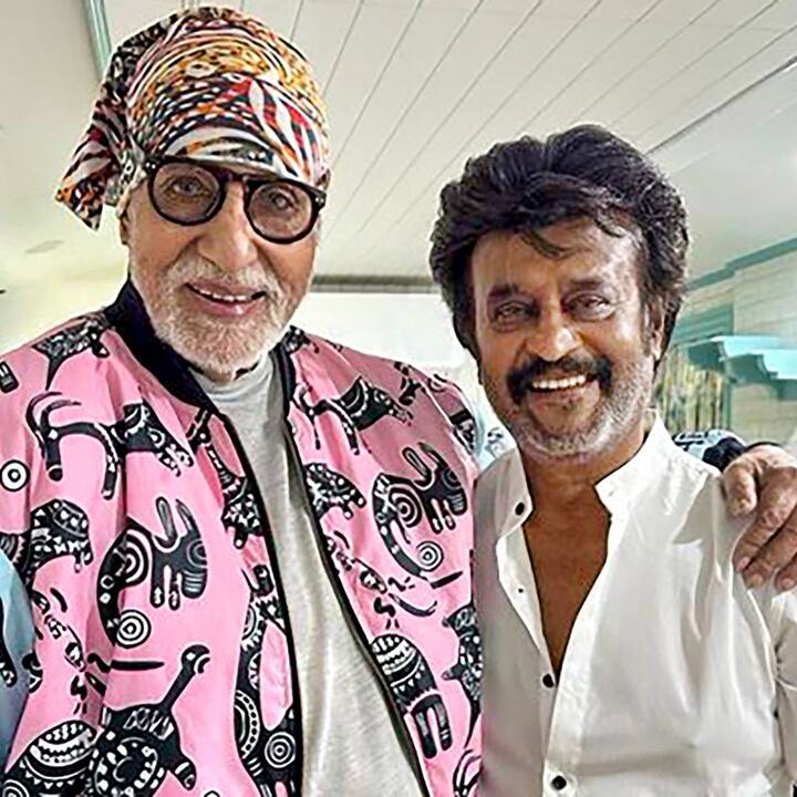 এরপরেই আসে 'শিবাজি' ছবির কথা। রজনীকান্তের জীবনে এই ছবিটি একটি মাইলস্টোন। এই ছবিতে একটা নয়, দু-দুটো সংলাপ খুবই জনপ্রিয় হয়েছিল তাঁর। প্রথম সংলাপটি ছিল এরকম- 'সুম্মা পেরে কেট্টা আথরুদুলা' অর্থাৎ আমার নাম নিলে এই পৃথিবী টুকরো টুকরো হয়ে যায়। অন্যদিকে সেরা সংলাপ বলতে মনে পরে- 'শুয়োররা সব সময়ে দল বেঁধে আসে, কিন্তু বাঘ হাঁটে একা। সম্পূর্ণ একা'।