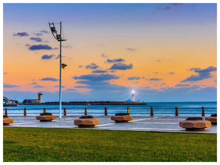 2023 में  साउथ इंडिया के कई राज्यों में पर्यटकों की भारी भीड़ देखने को मिली. इनमें केरल, तमिलनाडु, कर्नाटक, आंध्र प्रदेश, पुद्दुचेरी और तेलंगाना प्रमुख रहे.