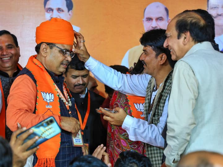 बीजेपी ने भजनलाल शर्मा को इस बार जयपुर की सांगानेर सीट से चुनावी मैदान में उतारा था. उनको निवर्तमान विधायक का टिकट काटकर चुनावी दंगल में उतारा गया था.