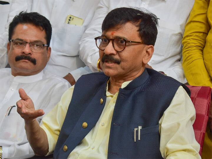 Sanjay Raut FIR registered on the article written against PM Modi shivsena Maharashtra Maharashtra: फिर मुश्किलों में घिरे यूबीटी नेता संजय राउत, पीएम मोदी के खिलाफ लिखे लेख पर दर्ज हुई FIR