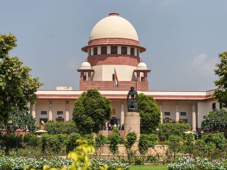 Adani hindenburg case verdict today on wednesday in supreme court SEBI Gautam Adani Hindenburg Report Marathi News Adani-Hindenburg Case: अदानी-हिंडनबर्ग प्रकरणात पुढे काय होणार? आज 'सर्वोच्च' निर्णय