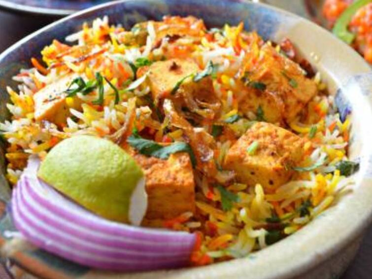 Tasty Paneer biryani recipe procedure know how here Paneer biryani: பனீர் பிரியாணி செம டேஸ்டா இருக்கனுமா? இந்த மாதிரி செய்து பாருங்க!