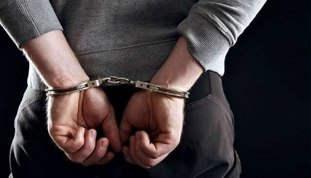 Man accused in POCSO case gets bail Bombay High court says Physical relation with minor girl happened out of love not lust Bombay High Court: ‘প্রেম থেকেই শারীরিক ঘনিষ্ঠতা, লালসা নয়’, নাবালিকা ধর্ষণে অভিযুক্তকে জামিন দিল আদালত
