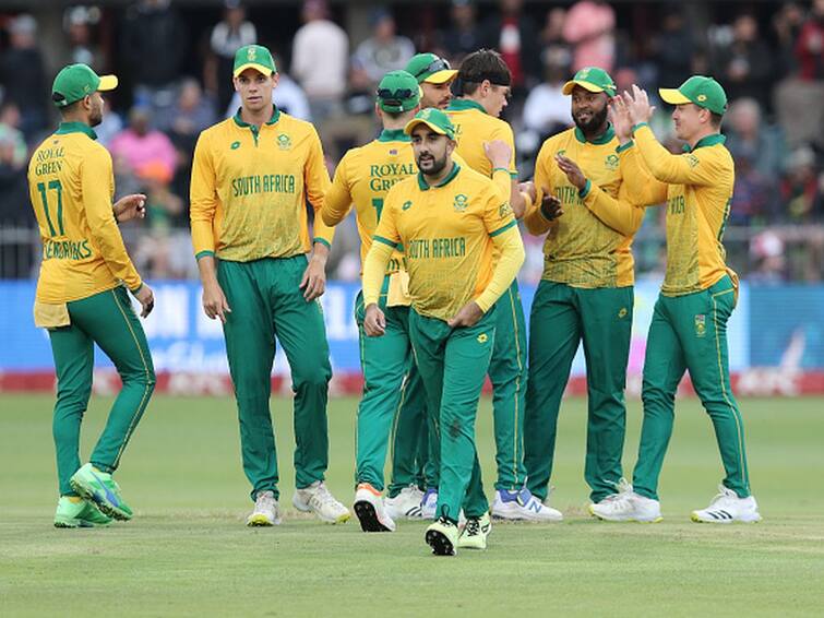 IND Vs SA 2ND T20 south africa beats india by 5 wickets in second t20 by DLS method IND Vs SA 2ND T20: அடித்து ஆடிய இந்தியா - மழை வைத்த ஆப்பு, 2வது டி-20 போட்டியில் தென்னாப்ரிக்கா அணி வெற்றி