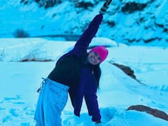 Keerthi Bhat Photos: మనాలీ పిక్స్ షేర్ చేసిన కార్తీకదీపం బ్యూటీ!