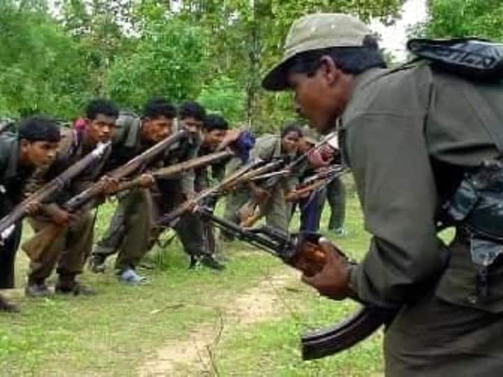 Narayanpur Naxal Attack IED Blast and Firing Ahead of Chhattisgarh CM Oath Taking One Jawan Martyrd ANN Narayanpur: छत्तीसगढ़ सीएम के शपथ ग्रहण से पहले नक्सलियों का बड़ा हमला, IED विस्फोट और फायरिंग में एक जवान शहीद