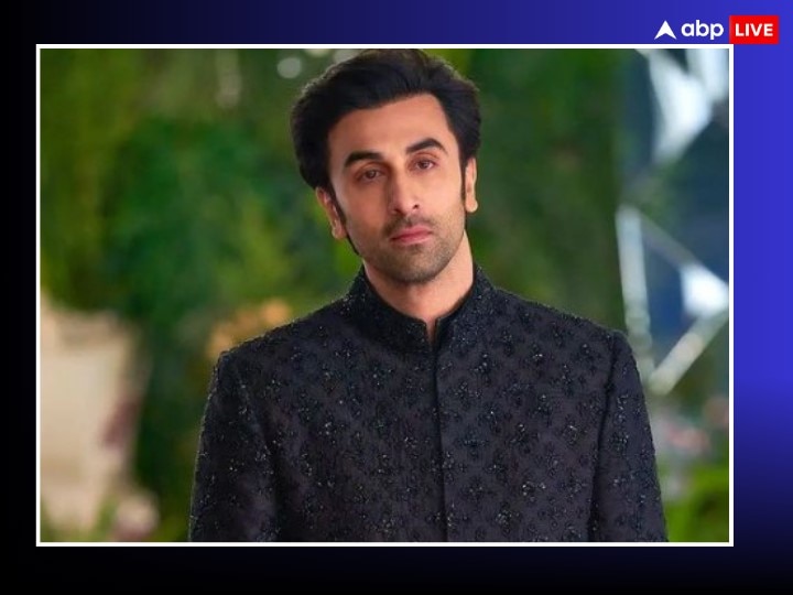 Bollywood Life: Ranbir Kapoor - All This Fame and Money, What Does He Have  That The Rest Do Not?