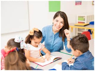 Nursery Admission 2024: नर्सरी में खुश होकर पढ़ने जाएगा आपका बच्चा, आजमाएं ये टिप्स