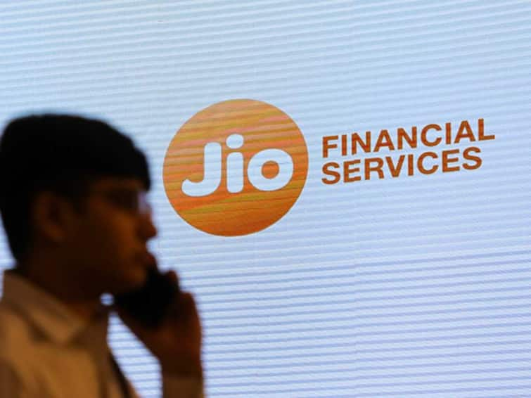 SAT Dismisses SEBI Fine Of Rs 7 Lakh Against Jio Financial Services Subsidiary Reliance Industries Nifty Options Trade Manipulation Allegations SAT Dismisses SEBI Fine Of Rs 7 Lakh Against Jio Financial Services