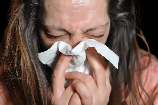 চিকিৎসকদের ধারণা, এটি হুপিং কাশি (Whooping cough pertussis)।  এটি বোর্ডেটেলা পারটুসিস ব্যাকটেরিয়া দ্বারা সৃষ্ট  ফুসফুস এবং শ্বাসনালীর সংক্রমণ। এই অসুখের কারণে একটা সময় বহু শিশু মারা যেত।