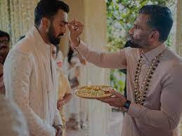 ਮੈਂ ਹਮੇਸ਼ਾ ਚਾਹੁੰਦਾ ਹਾਂ ਕਿ ਉਹ ਜਿੱਤੇ। ਜਦੋਂ ਮੈਂ ਉਸ ਦੀਆਂ ਅੱਖਾਂ ਵਿੱਚ ਦੇਖਦਾ ਹਾਂ, ਮੈਨੂੰ ਅਹਿਸਾਸ ਹੁੰਦਾ ਹੈ ਕਿ ਇਹ ਕਿੰਨੀ ਵੱਡੀ ਚੀਜ਼ ਹੈ।