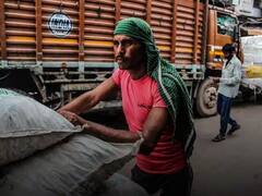 E Shram Card: ઇ-શ્રમ કાર્ડ શું છે ? જેની મદદથી બેરોજગાર લોકોની બદલાઇ જાય છે કિસ્મત