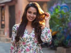 Poojitha Ponnada : ఉప్మా బదులు అందం తినేస్తుందేమో.. డే బై డే బ్యూటిఫుల్​గా మారుతున్న పూజిత