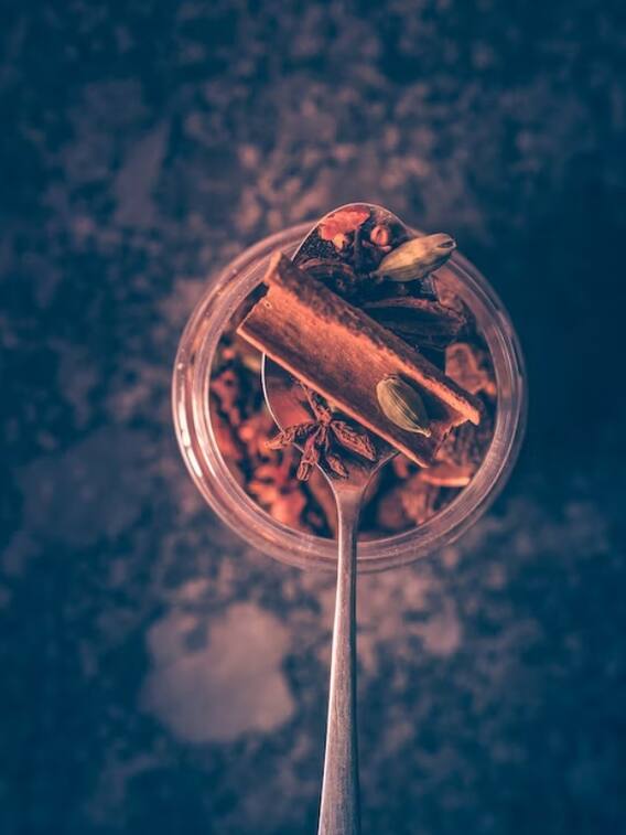 செல்வ செழிப்பை ஈர்க்கும் மசாலா பொருட்கள்!