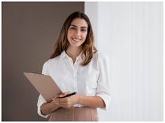 SBI Jobs: बैंक में नौकरी पाने का एक और मौका, लास्ट डेट आगे बढ़ी, अब 17 दिसंबर तक करें अप्लाई