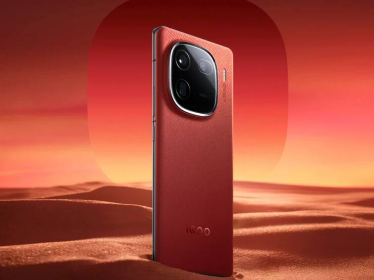 iQoo 12 Launched in India With Qualcomm Snapdragon 8 Gen 3 First Phone in Country to Launch This SoC Check Price Specifications Features iQoo 12: దేశంలో మొట్టమొదటిసారి ఆ పవర్‌ఫుల్ ప్రాసెసర్‌తో వచ్చిన ఐకూ 12 - చంద్రుడిని కూడా కెమెరాలో బంధించవచ్చట!