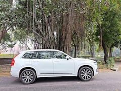 Price Hike on Volvo Cars: नए साल में वॉल्वो कार घर लाने का प्लान है तो बजट बढ़ा लीजिये, चुकानी पड़ेगी ज्यादा कीमत!