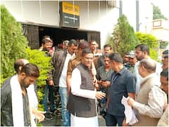 दुर्ग: होटलों में अवैध गतिविधि की मिली शिकायत, BJP विधायक ने मौके पर पहुंचकर करवाया सील