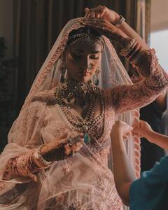 Mukti Mohan Wedding: पापा को देख छलके आंसू...फिर जीवनसाथी का हाथ थाम लिए सात फेरे, यहां देखिए मुक्ति मोहन का पूरा वेडिंग एल्बम