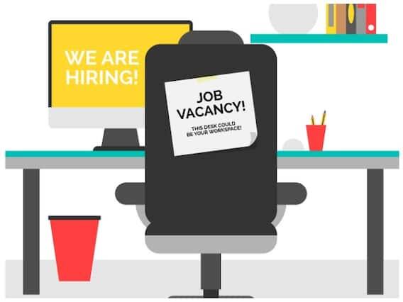 સર્વે અનુસાર, ભારત અને નેધરલેન્ડ નોકરીઓ આપવાના મામલે સૌથી આગળ છે. આ પછી આવે છે કોસ્ટા રિકા અને અમેરિકા. આ રિપોર્ટમાં મેક્સિકો ત્રીજા સ્થાને છે. મોટાભાગની નોકરીઓ ફાઇનાન્સ અને રિયલ એસ્ટેટ સેક્ટરમાં આવી શકે છે. આ પછી IT, કન્ઝ્યુમર ગુડ્સ અને સર્વિસ સેક્ટર આવે છે. એનર્જી અને યુટિલિટી સેક્ટરમાં ઘણી નોકરીઓની અપેક્ષા નથી.