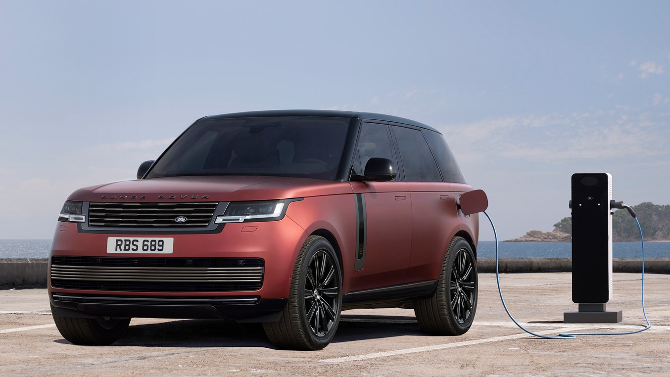 Range Rover Electric, Likely To Be Launched In 2024, Aims To Be The Most Luxurious EV